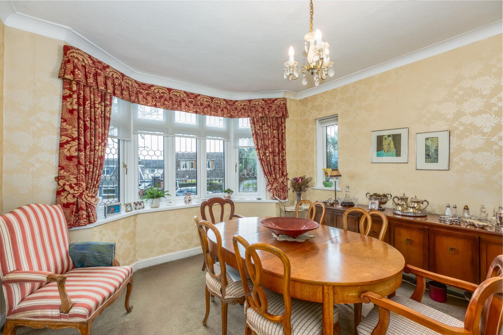 West Cross Lane, West Cross, Swansea, SA3 5LS